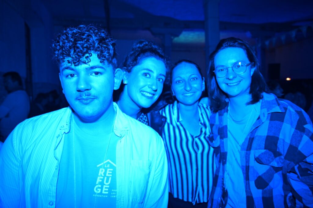 Nuit Bleue Queer Bergerac Souffler sur les Braises Concert Drag show Rencontre Feu de camp LGBTQIA+ Genre(s)!
